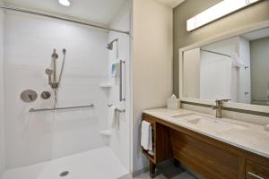 home2 suites by hilton stow