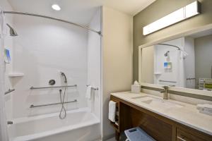 home2 suites by hilton stow
