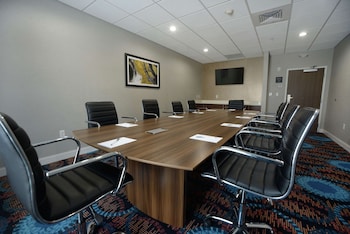hampton inn and suites oklahoma city quail springs