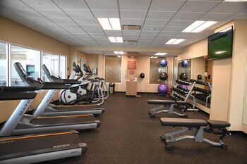 towneplace suites by marriott kansas city at briarcliff