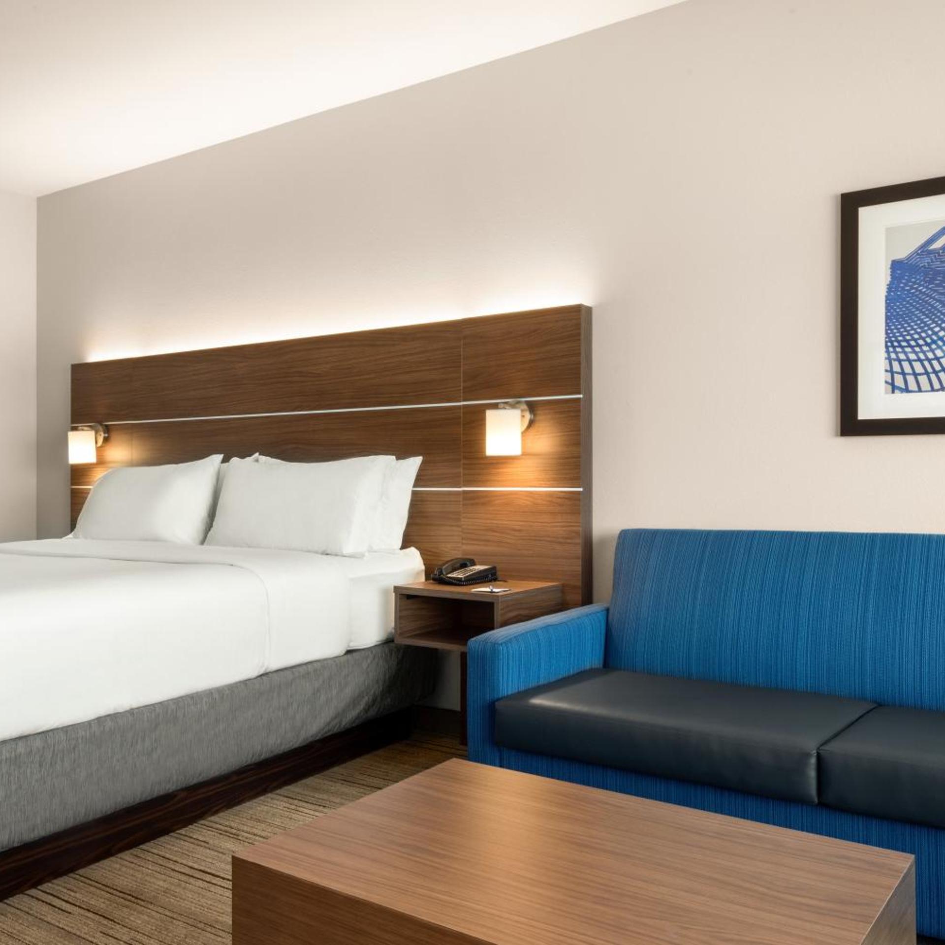 hol inn exp west des moines jordan creek