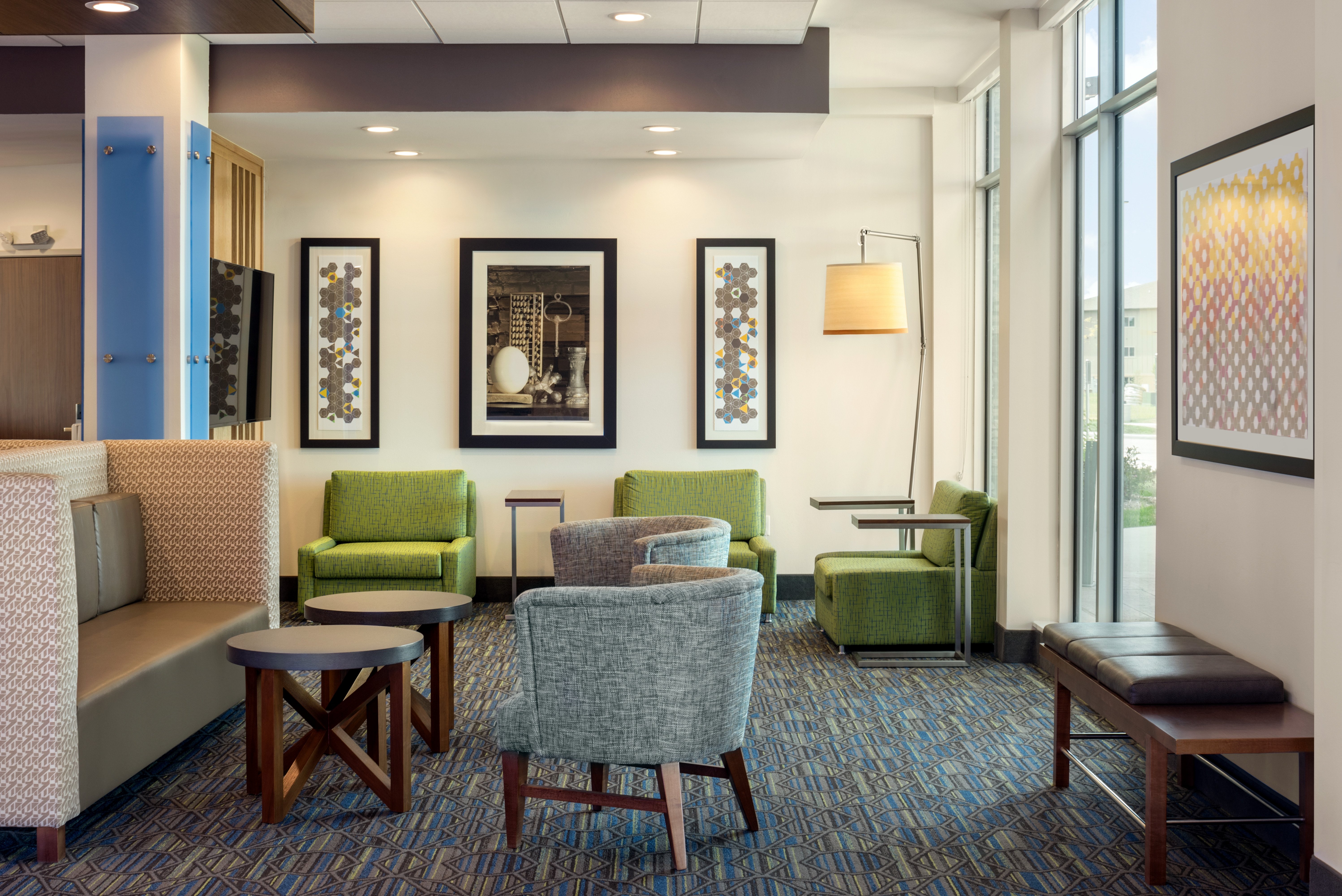 hol inn exp west des moines jordan creek