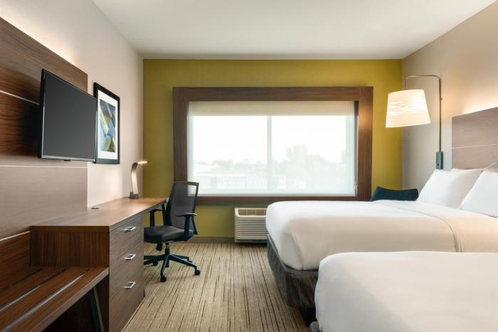 hol inn exp west des moines jordan creek