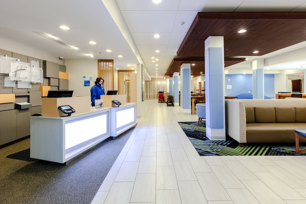 holiday inn express calhoun south by ihg