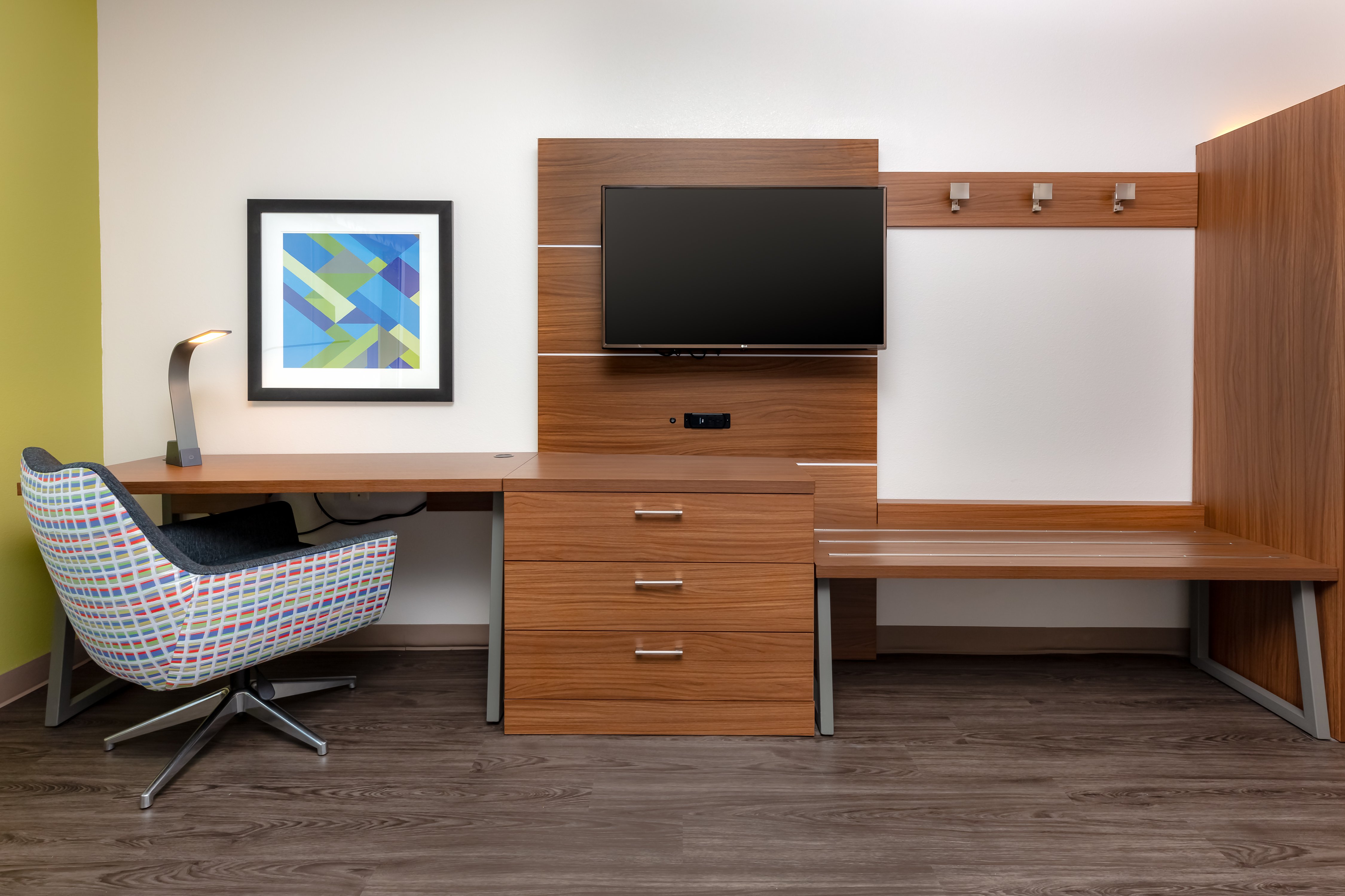 holiday inn express calhoun south by ihg