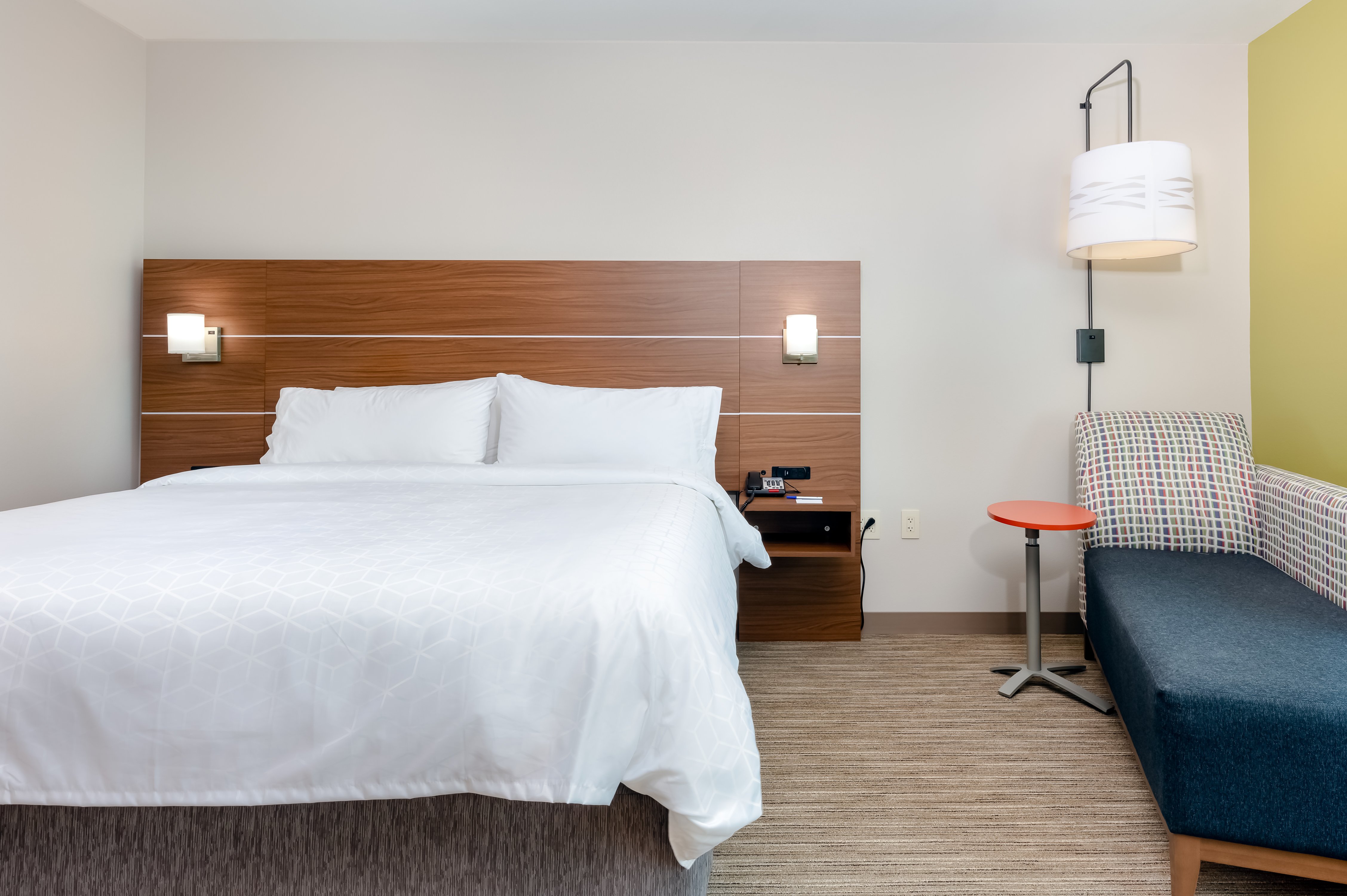 holiday inn express calhoun south by ihg