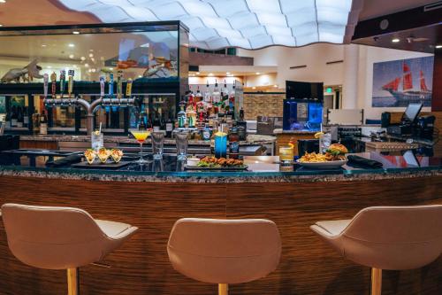 maritime hotel fort lauderdale airport and cruiseport