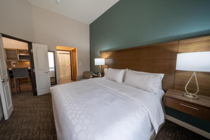 staybridge suites houston east baytown by ihg