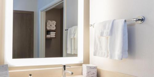 staybridge suites houston east baytown by ihg