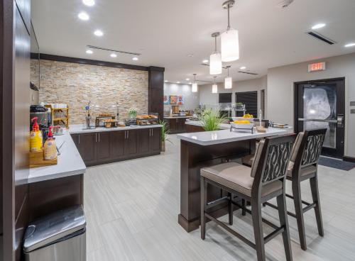 staybridge suites houston east baytown by ihg