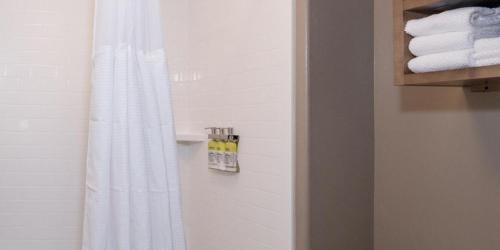 staybridge suites houston east baytown by ihg