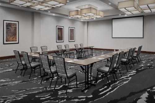 hilton garden inn charlotte waverly nc