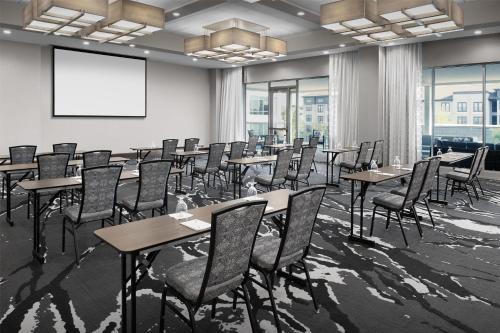 hilton garden inn charlotte waverly nc