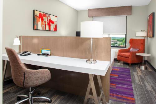 hilton garden inn charlotte waverly nc