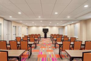 home2 suites by hilton woodbridge potomac mills