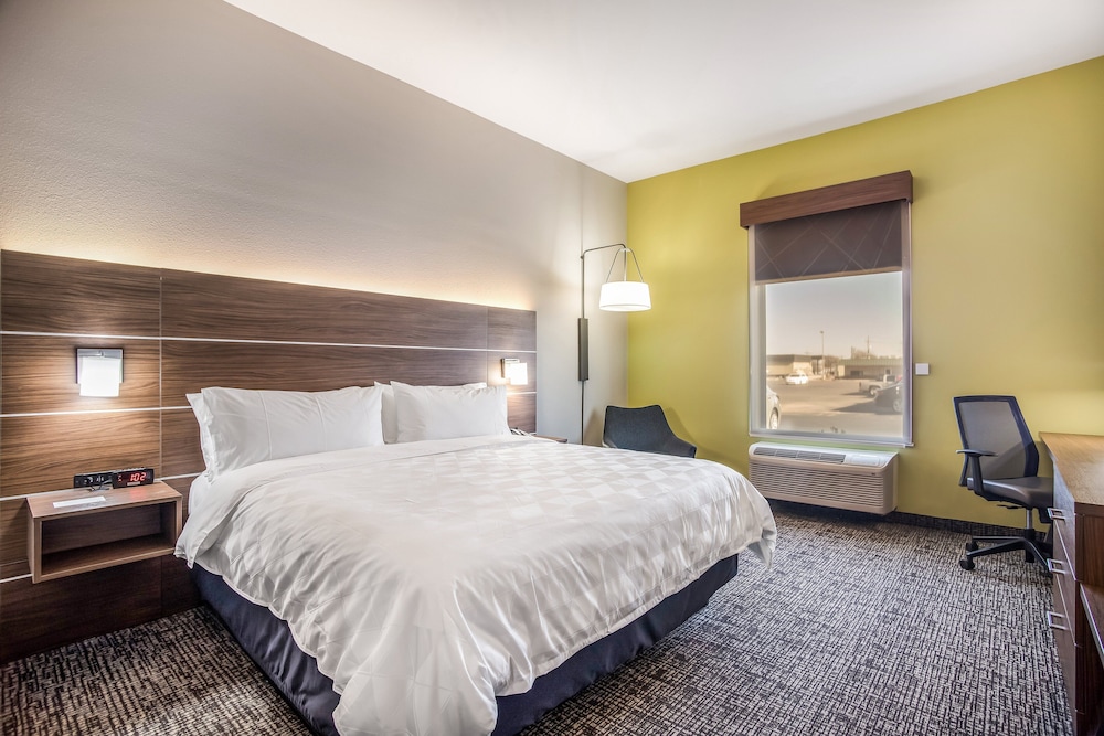 holiday inn express and suites east tulsa catoosa