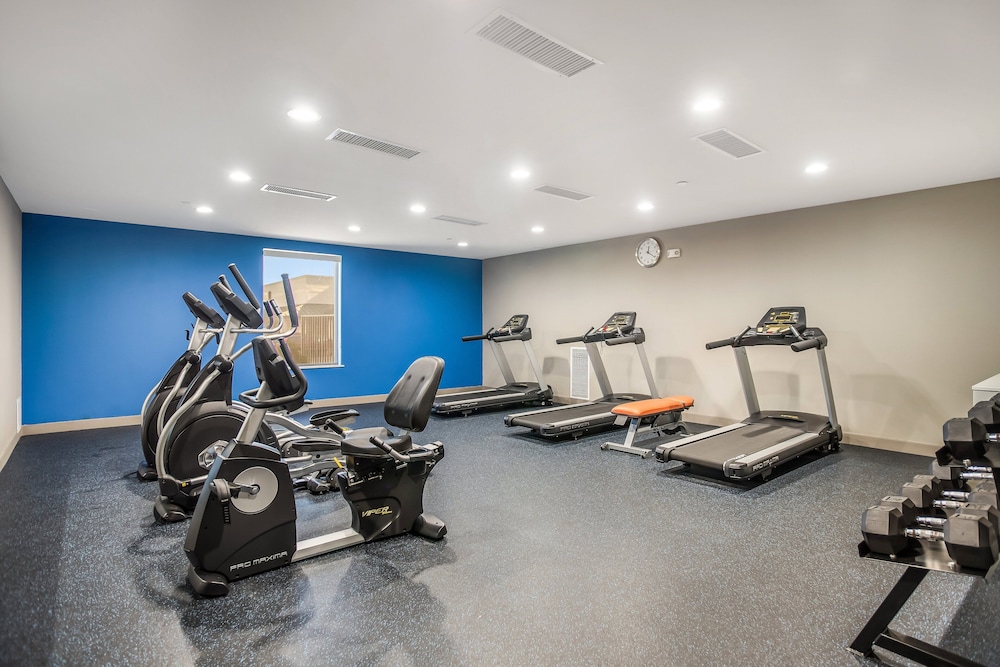 holiday inn express and suites east tulsa catoosa