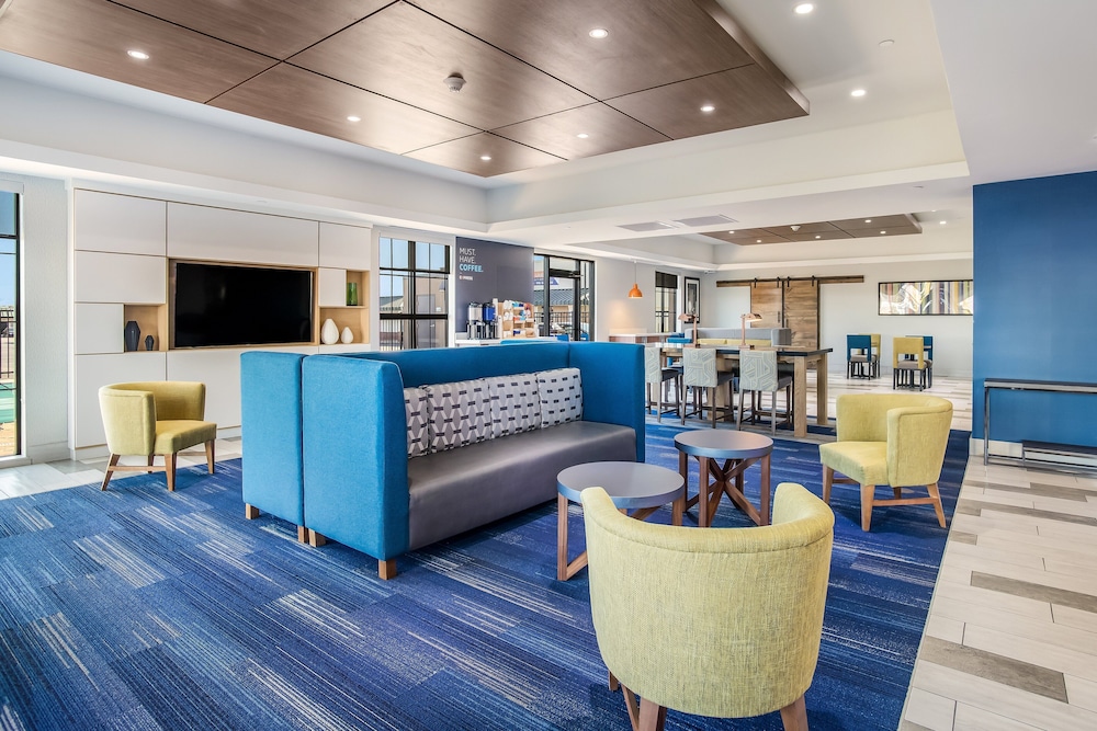 holiday inn express and suites east tulsa catoosa