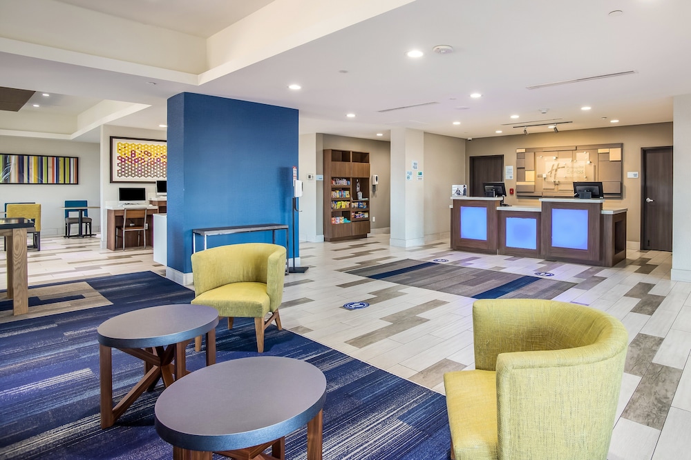 holiday inn express and suites east tulsa catoosa