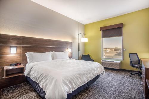 holiday inn express and suites east tulsa catoosa