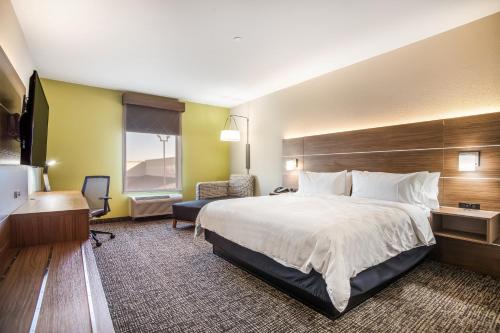 holiday inn express and suites east tulsa catoosa