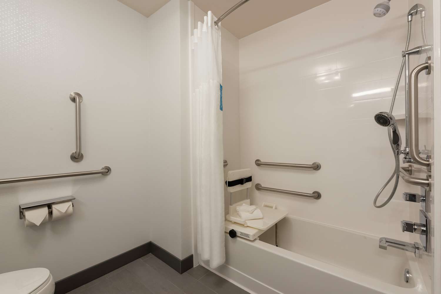 hampton inn and suites xenia dayton