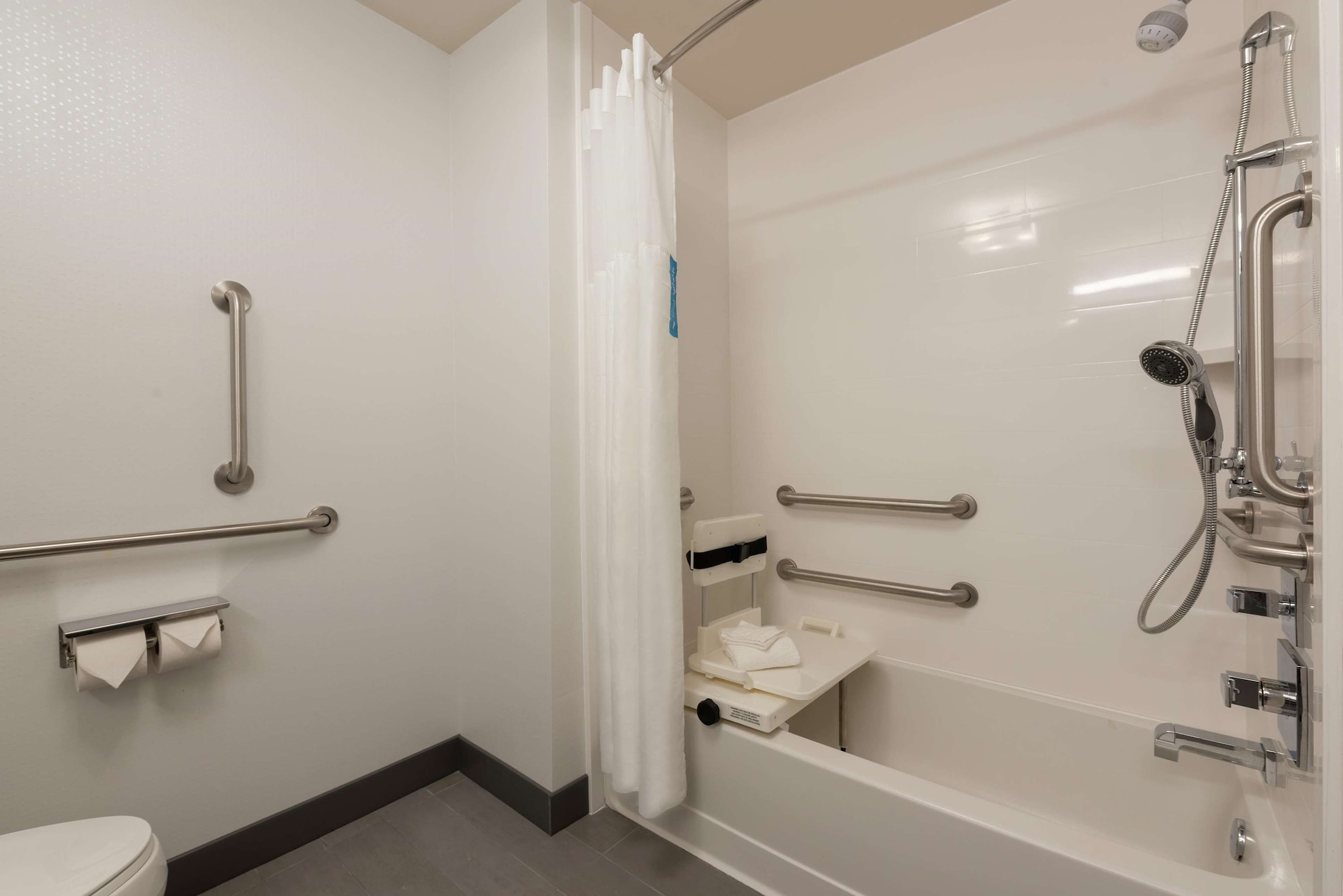 hampton inn and suites xenia dayton