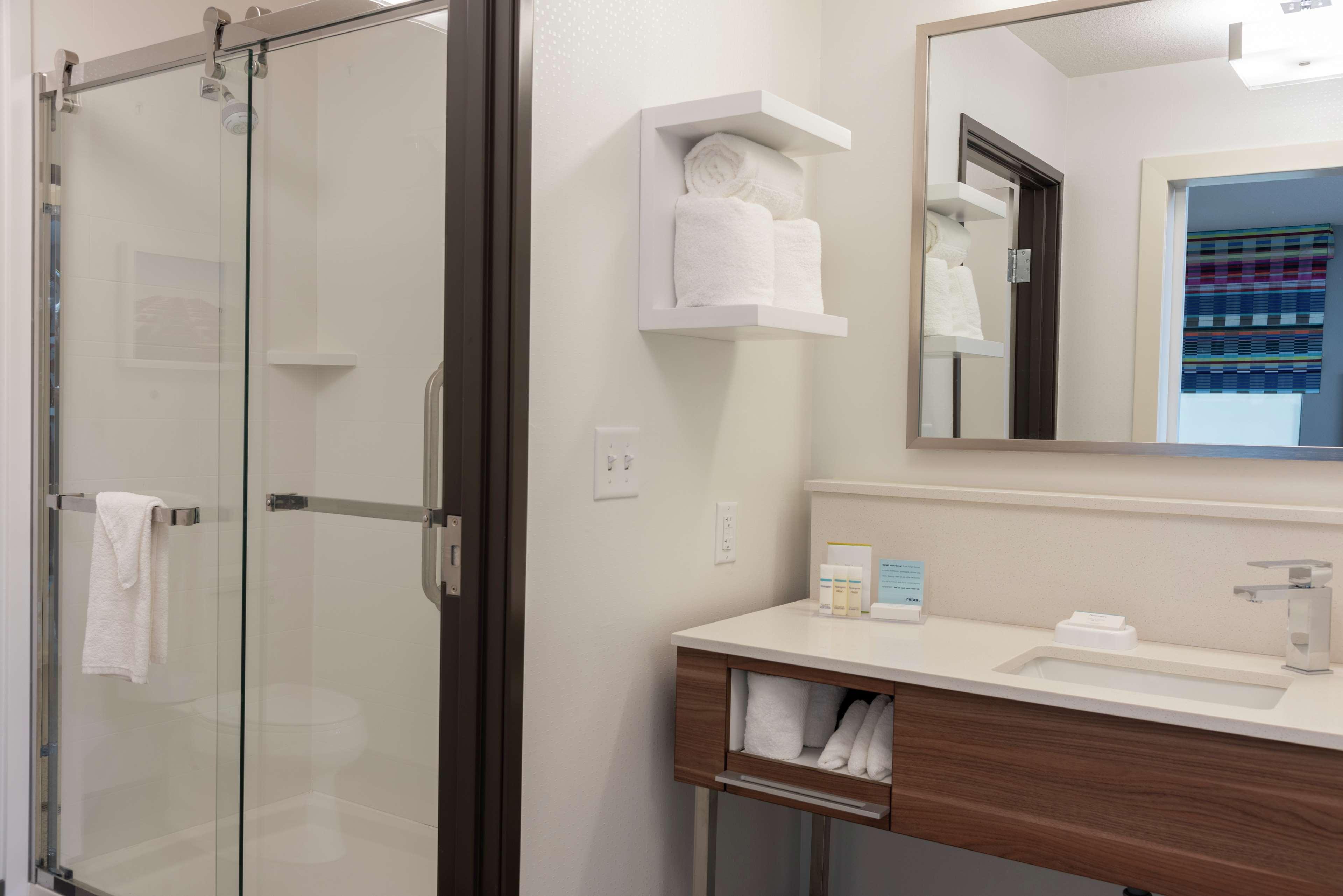 hampton inn and suites xenia dayton