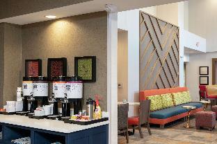 hampton inn and suites xenia dayton