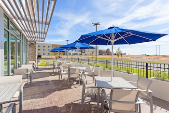 holiday inn express and suites moses lake by ihg