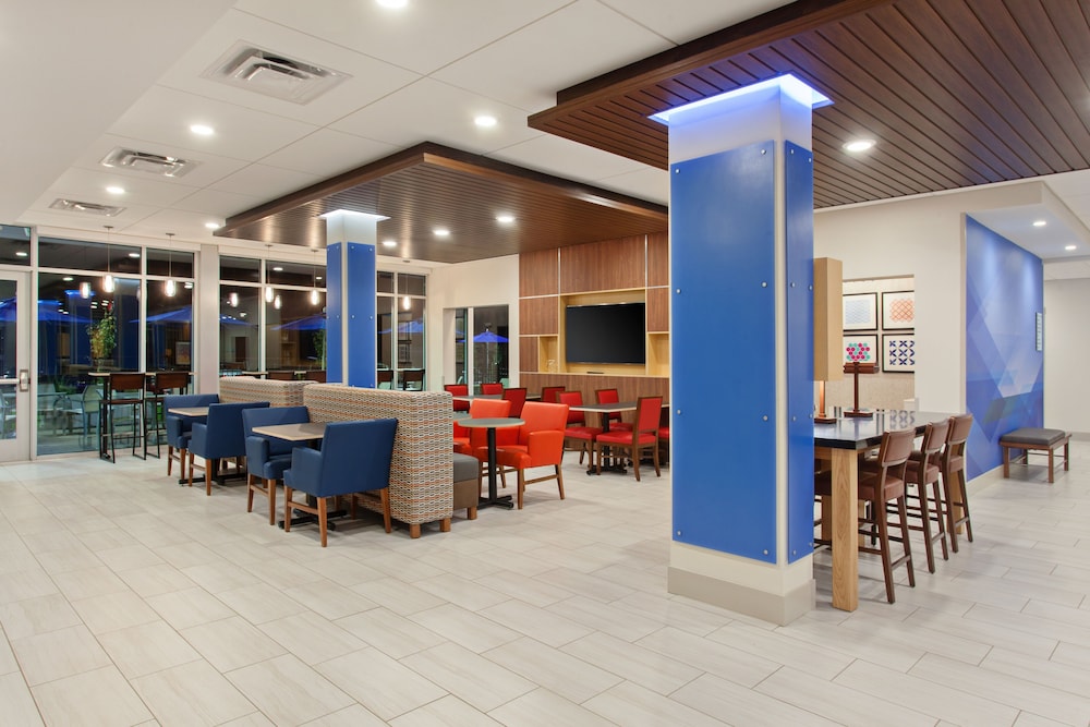 holiday inn express and suites moses lake by ihg