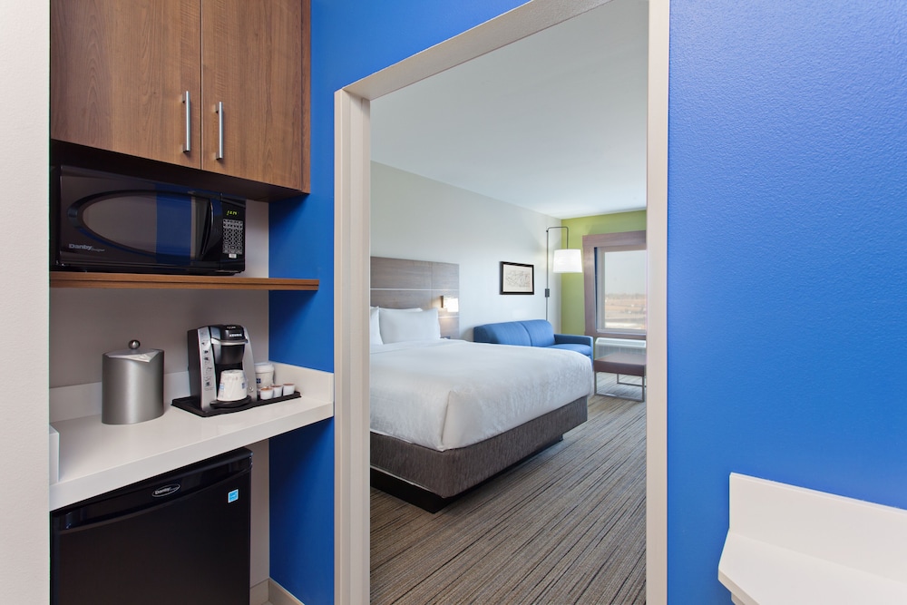 holiday inn express and suites moses lake by ihg