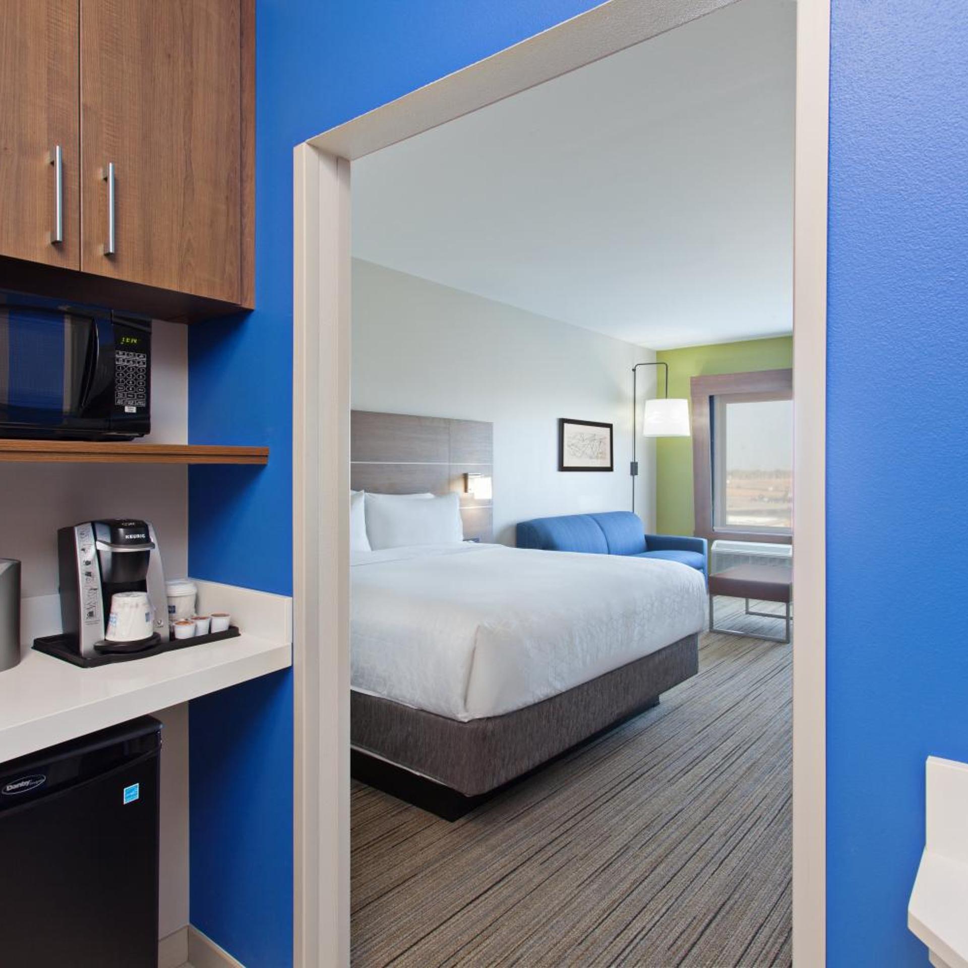 holiday inn express and suites moses lake by ihg