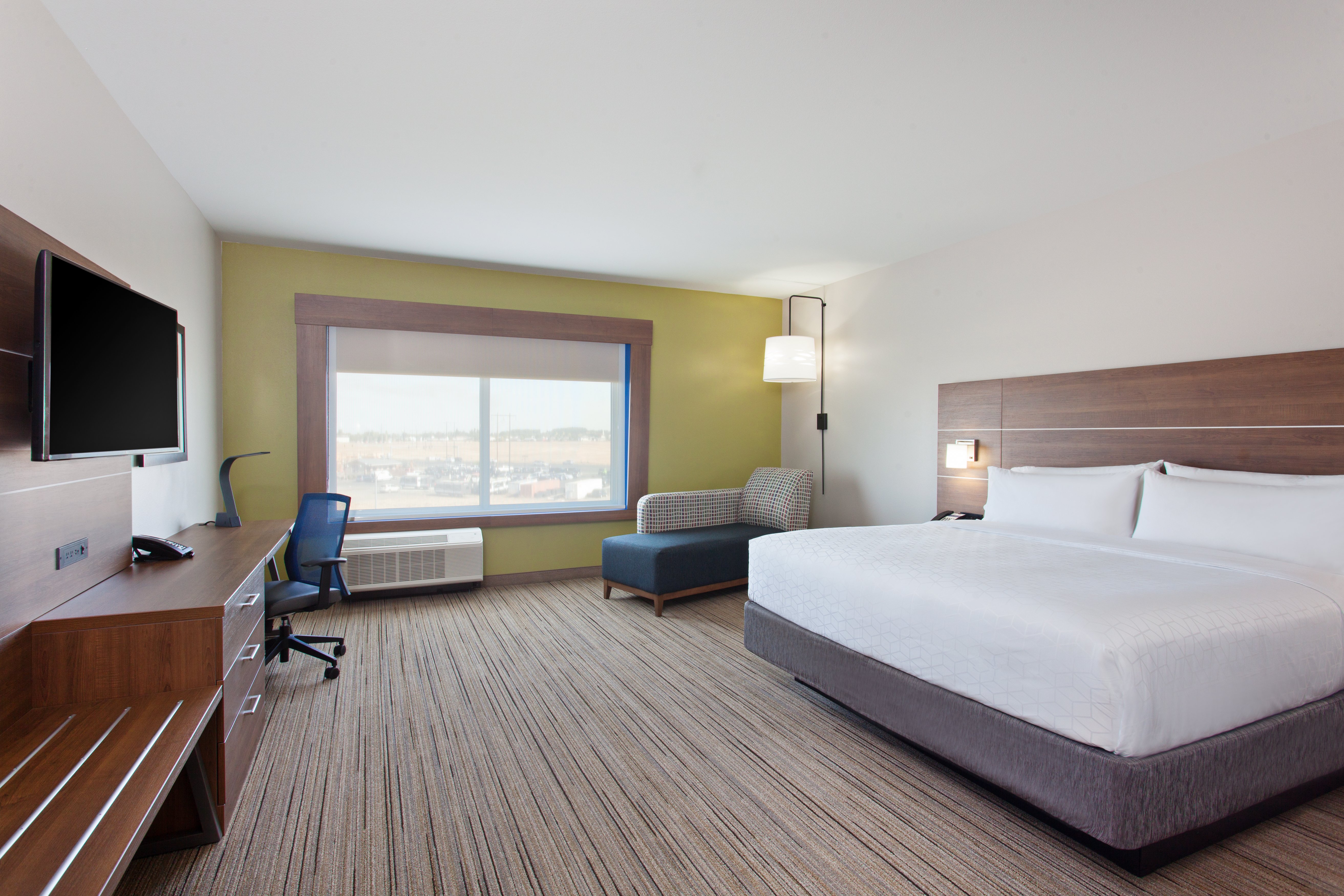 holiday inn express and suites moses lake by ihg
