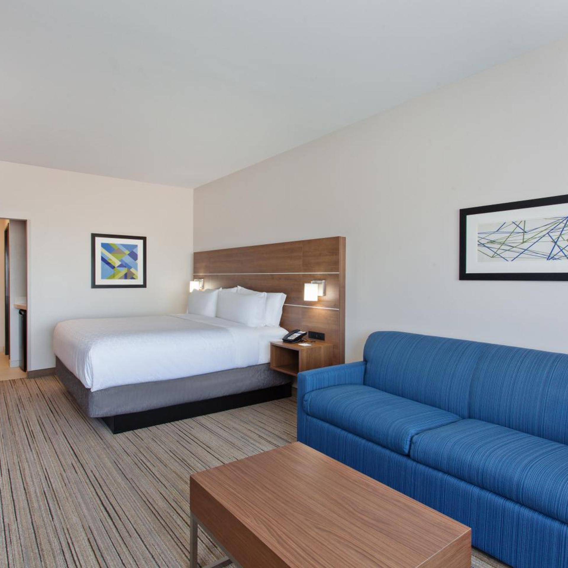 holiday inn express and suites moses lake by ihg