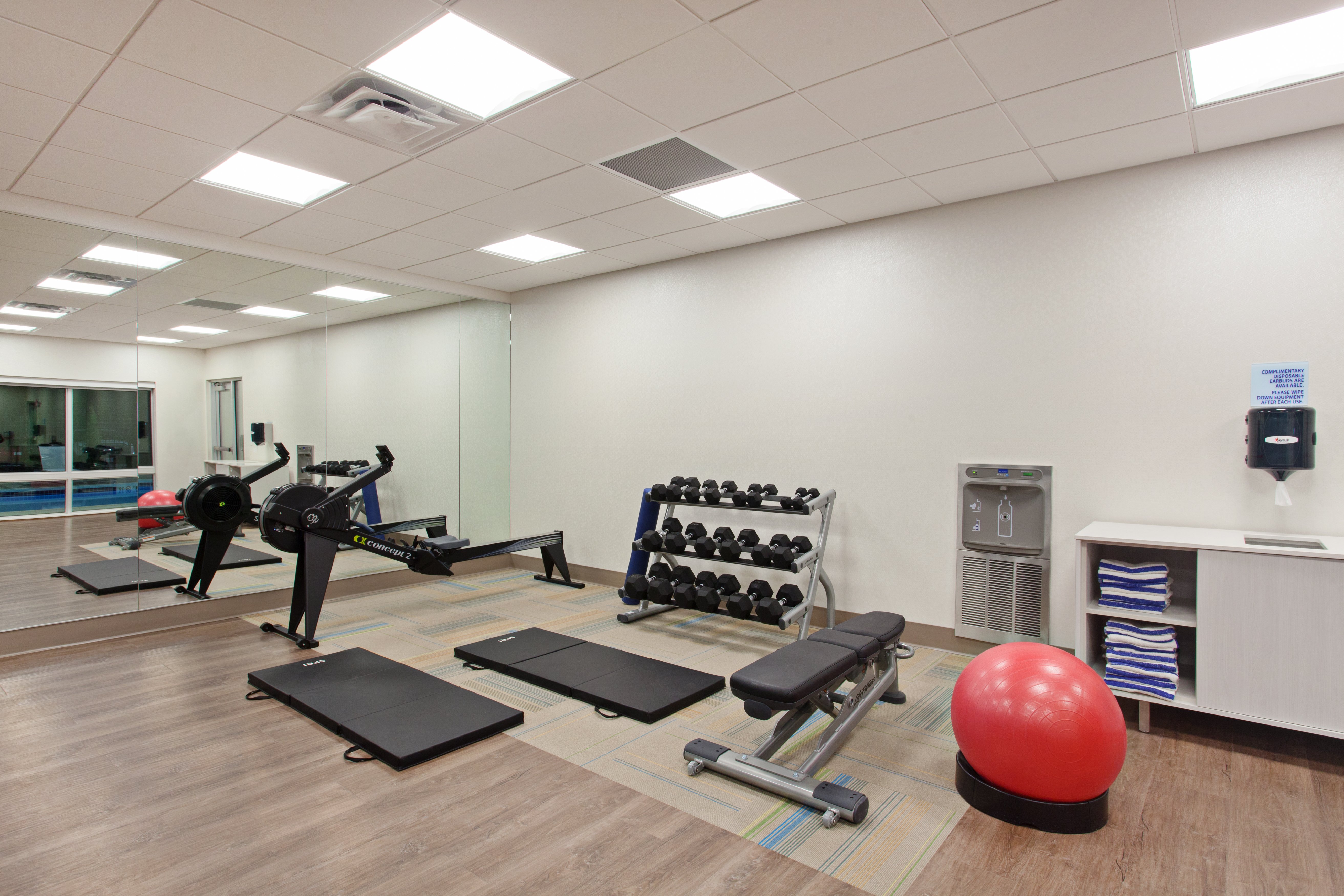 holiday inn express and suites moses lake by ihg
