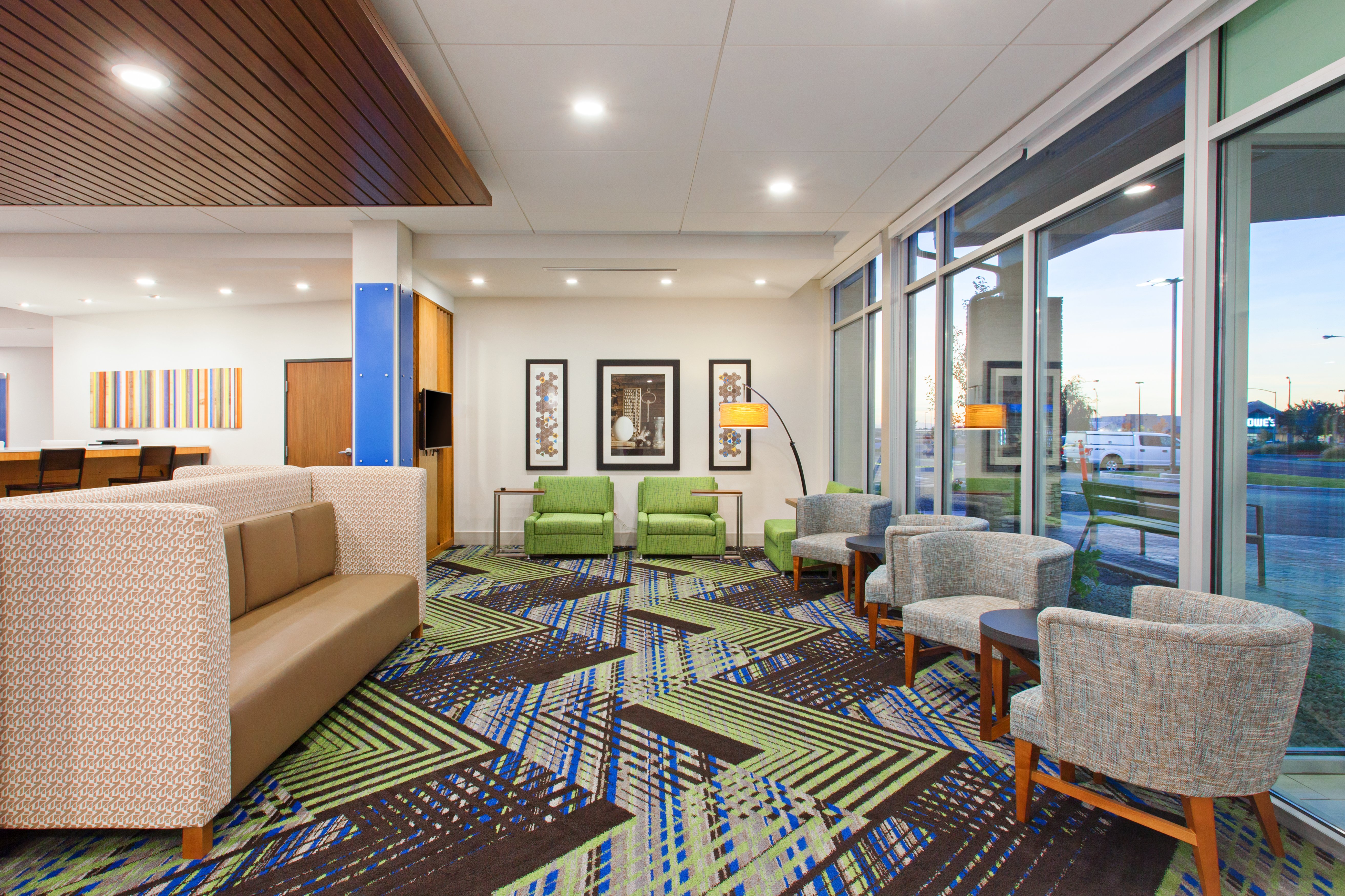 holiday inn express and suites moses lake by ihg