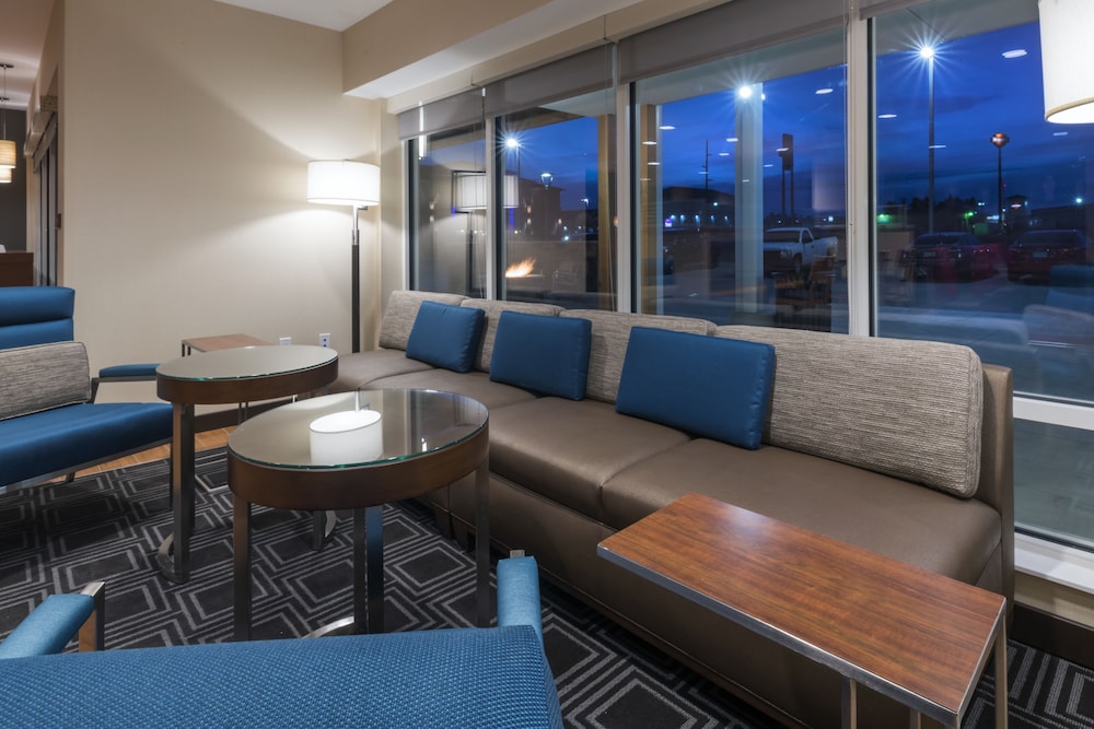 towneplace suites by marriott hays