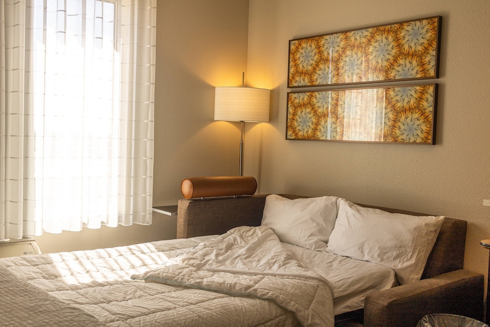 towneplace suites by marriott hays