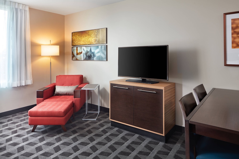 towneplace suites by marriott louisville northeast