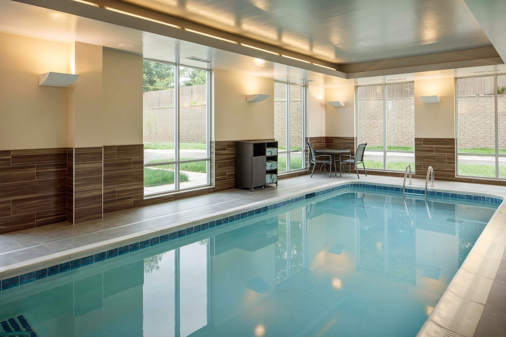 Towneplace Suites By Marriott Louisville Northeast,Near Springhurst Towne Center Shopping Center,3 star