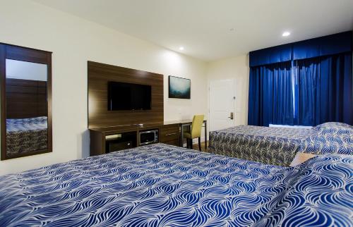 palace inn blue us 59 and gessner