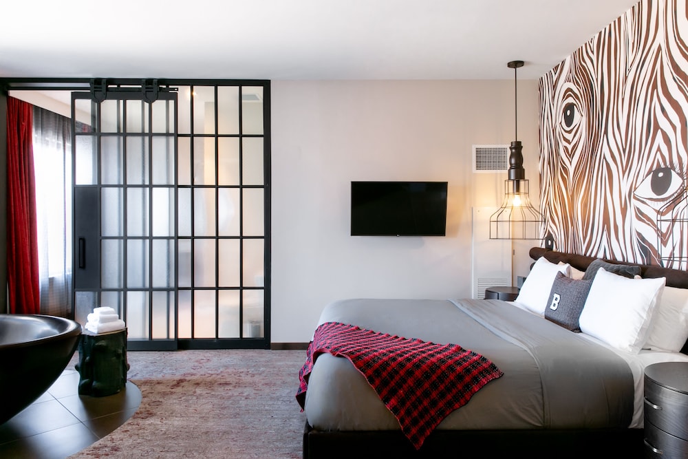 bobby hotel