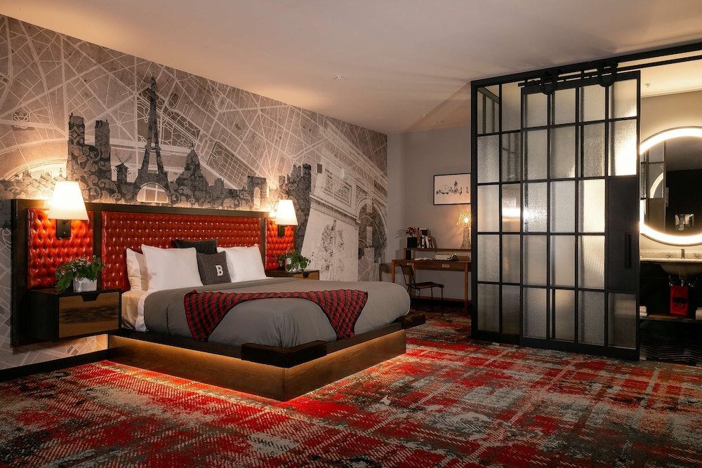 bobby hotel