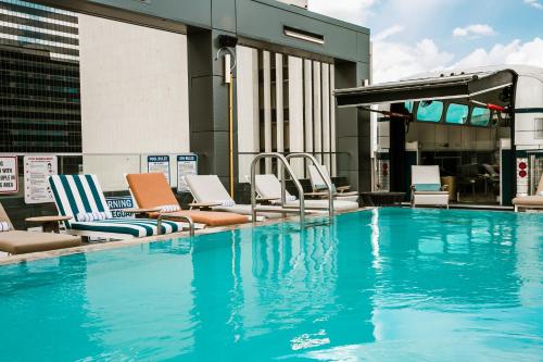 bobby hotel
