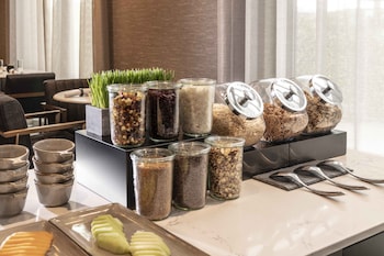 The Row Hotel At Assembly Row, Autograph Collection,Boston>>Somerville,4 star