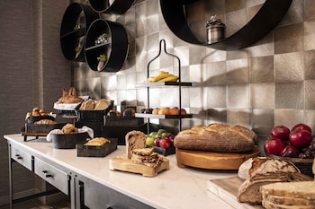 The Row Hotel At Assembly Row, Autograph Collection,Boston>>Somerville,4 star