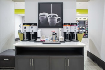 hampton inn and suites irvine orange county airport