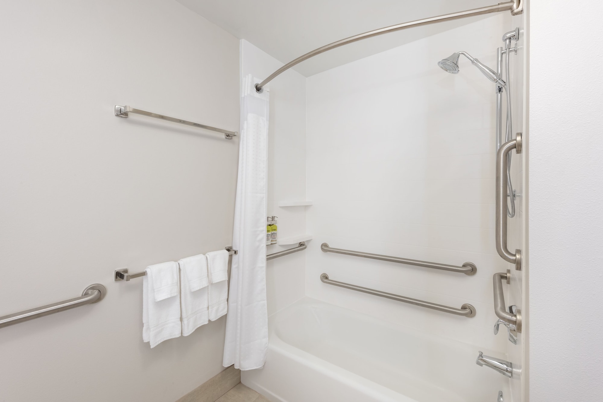 holiday inn express and suites st louis chesterfield by ihg