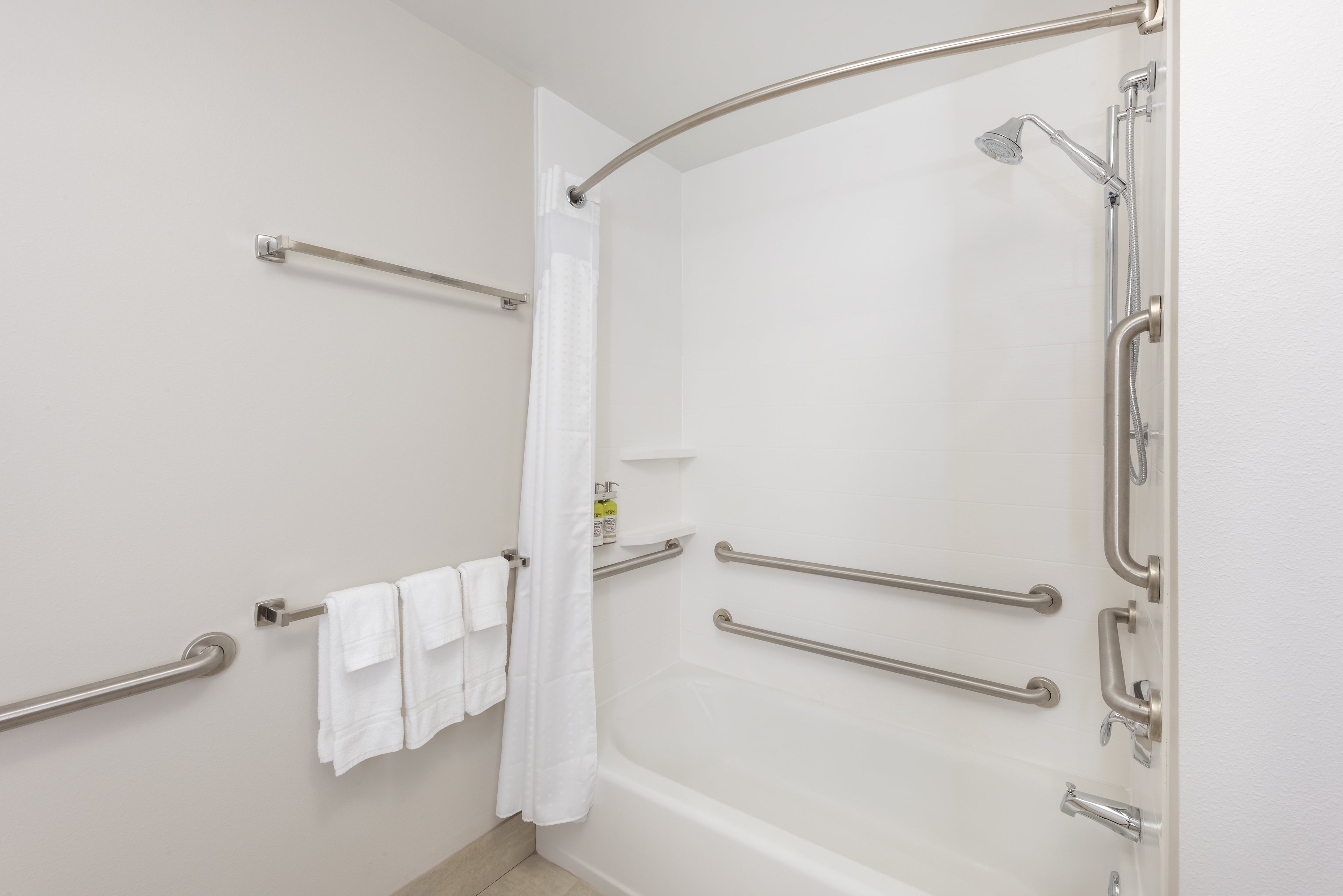 holiday inn express and suites st louis chesterfield by ihg